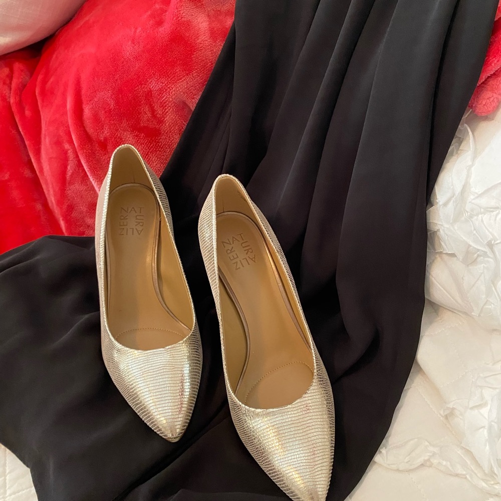 Stunning Women’s Silver/Gold High Heels